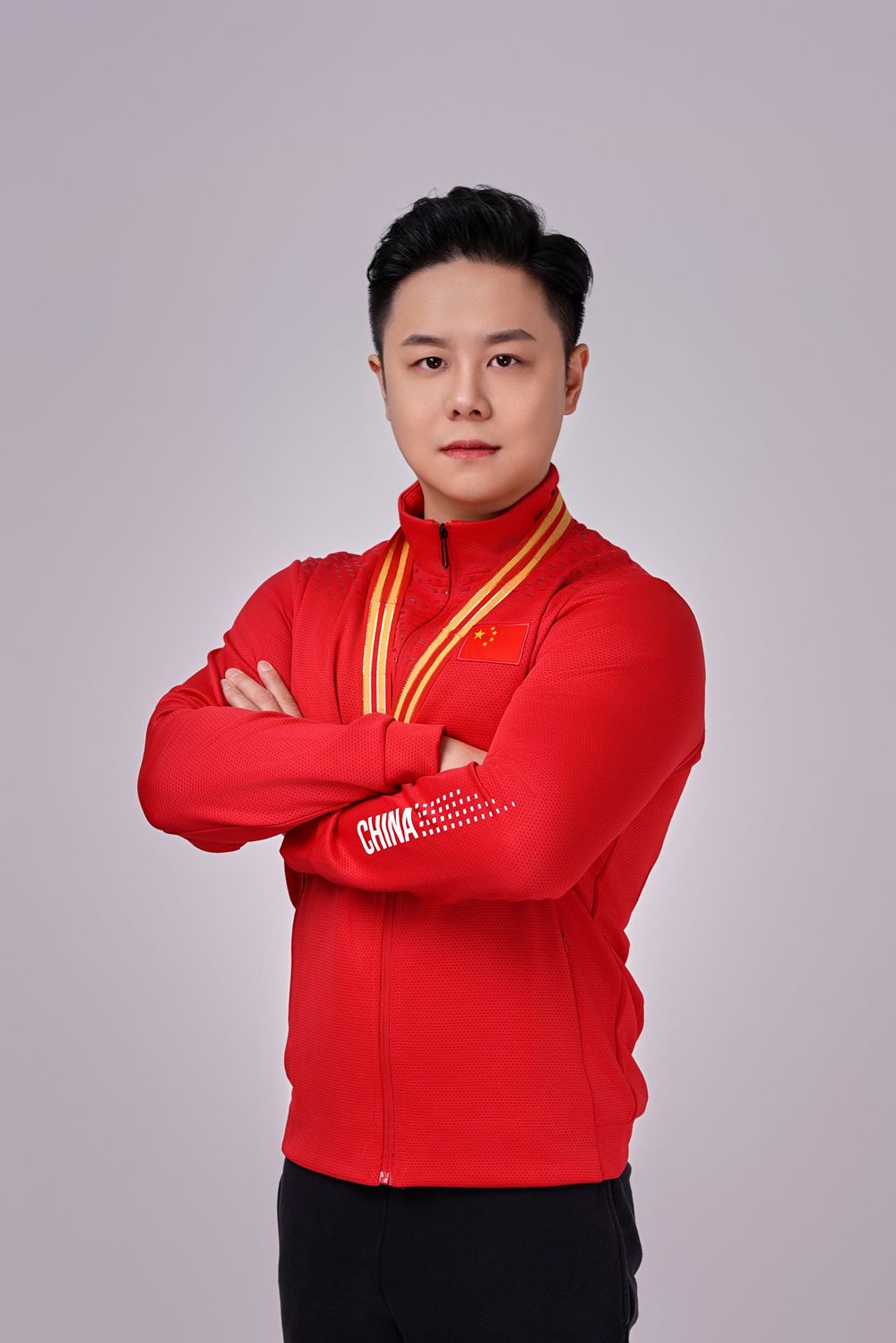 华铁鹰形象照